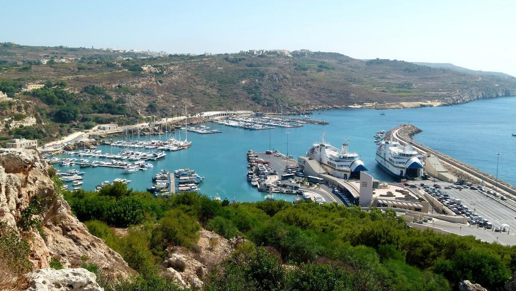 Fort Chambray Apartment Għajnsielem Δωμάτιο φωτογραφία