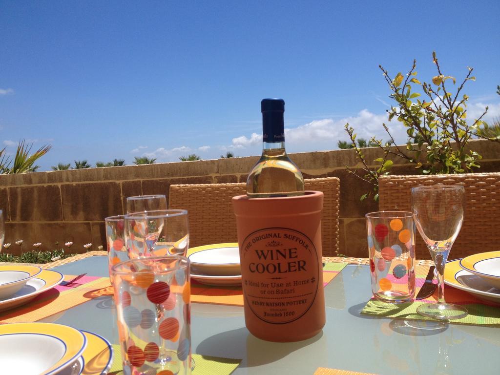 Fort Chambray Apartment Għajnsielem Δωμάτιο φωτογραφία