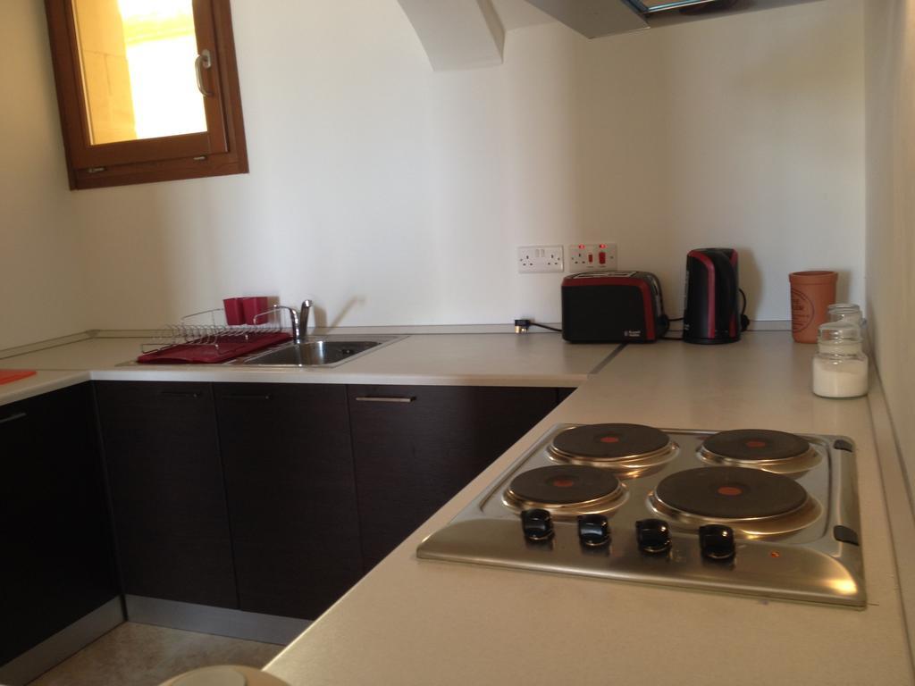 Fort Chambray Apartment Għajnsielem Δωμάτιο φωτογραφία